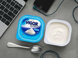 Vigor comenzó en 1917 vendiendo leche en polvo. En 2016 lanzó yoghurt tipo griego. FACEBOOK / VigorBrasil