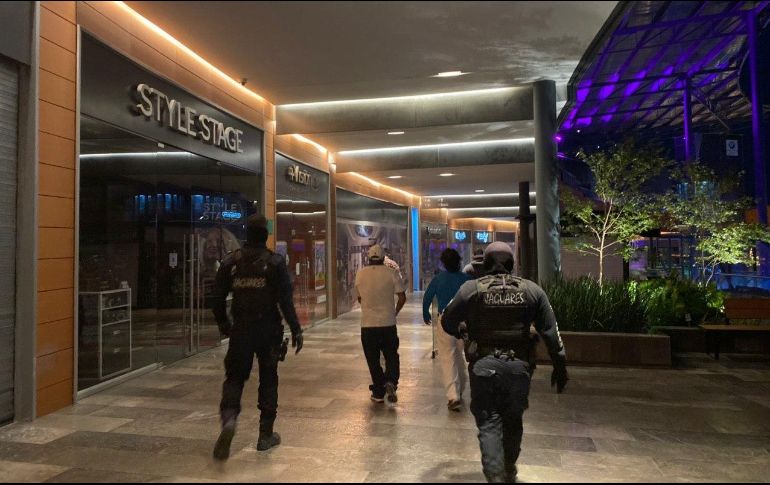 El operativo inició desde la noche del miércoles sobre el corredor de López Mateos. TWITTER / @GobTlajomulco