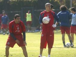 Ramón Morales y Adolfo Bautista formaron parte del plantel campeón del Apertura 2006. EL INFORMADOR / ARCHIVO