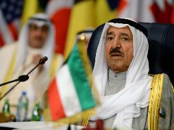 El jeque Sabah era considerado el artífice de la política exterior del Kuwait moderno, al ser un gran aliado de EU y Arabia Saudita, en tanto mantenía buenas relaciones con Irán. EFE / ARCHIVO