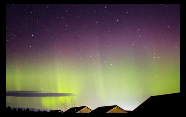 Los cielos despejados de Moray ofrecen una gran oportunidad para ver las luces. Aquí las vemos desde Elgin. ASTRONUT/BBC WEATHER WATCHERS