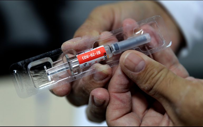 La mayor esperanza ahora está puesta en las distintas vacunas -varias de las cuales ya han sido aprobadas- para frenar los contagios. AP / E. Peres