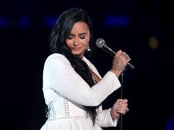 -Lovato dijo que eligió pronombres de género neutro they/them (elles). AP / ARCHIVO