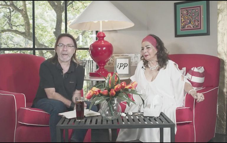 La actriz mexicana Elsa Aguirre sostuvo una charla desde su casa en Cuernavaca con el crítico de cine Silvestre López-Portillo. ESPECIAL