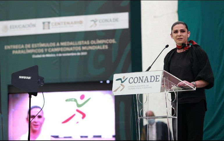 Ana Gabriela Guevara hizo la entrega de estímulos a medallistas olímpicos y paralímpicos. TWITTER/@CONADE