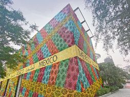 Manto titulado “Tejedoras de lazos”, el cual cubre el pabellón de México en la Expo Universal de Dubái 2020. ESPECIAL