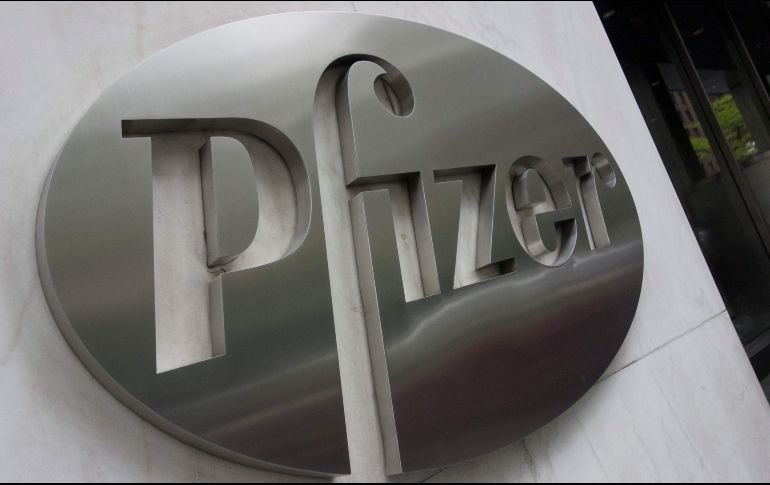 Pfizer dijo que pediría a la Administración de Alimentos y Medicamentos de Estados Unidos y otras agencias reguladoras que autorizaran el medicamento lo antes posible. AFP / ARCHIVO