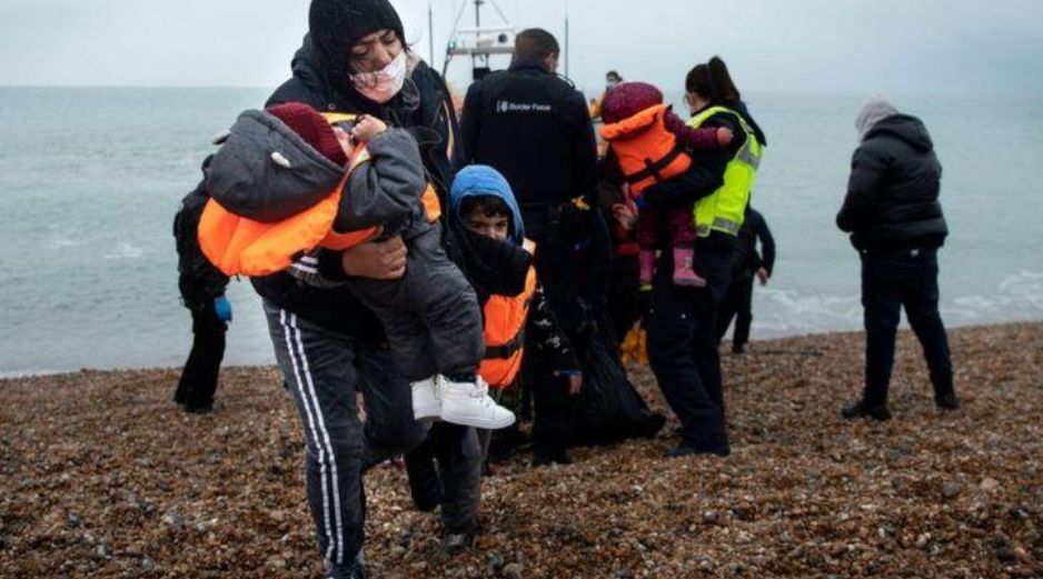 Un número creciente de migrantes llegan a Reino Unido vía marítima. GEY IMAGES