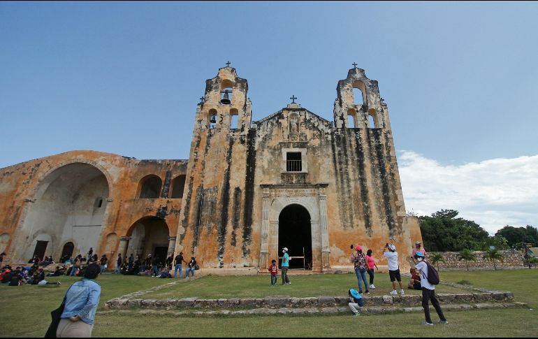 San Miguel arcángel. Todo viajero buscará tomar una buena foto de la fachada de esta edificación religiosa. EL INFORMADOR/F. González