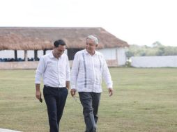 El Presidente realizó los recorridos en compañía del gobernador Mauricio Vila. TWITTER/@MauVila