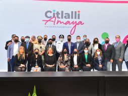 La alcaldesa Citlalli Amaya junto con su equipo de gobierno. ESPECIAL