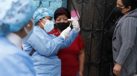 La emergencia sanitaria por el coronavirus dejó tres mil 587 muertos y 51 mil 430 casos positivos en Yucatán este 2021. EFE/P. Aguilar