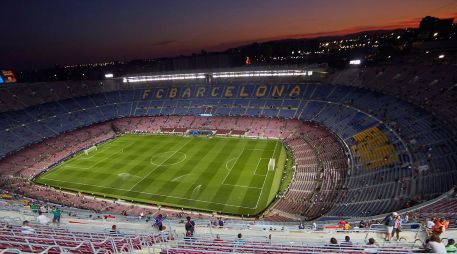 La gran demanda de entradas para ese Barça-Real Madrid ha hecho que el Barcelona programe el duelo en el Camp Nou (capacidad para 99.000 espectadores). EFE/ARCHIVO