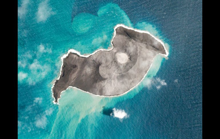 Hizo erupción el volcán submarino Hunga-Tonga-Hunga-Ha'apai. AP