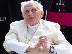 El Papa emérito Benedicto XVI, de 94 años y que vive recluido en el monasterio Mater Ecclesiae del Vaticano desde su renuncia en 2013, expresa 