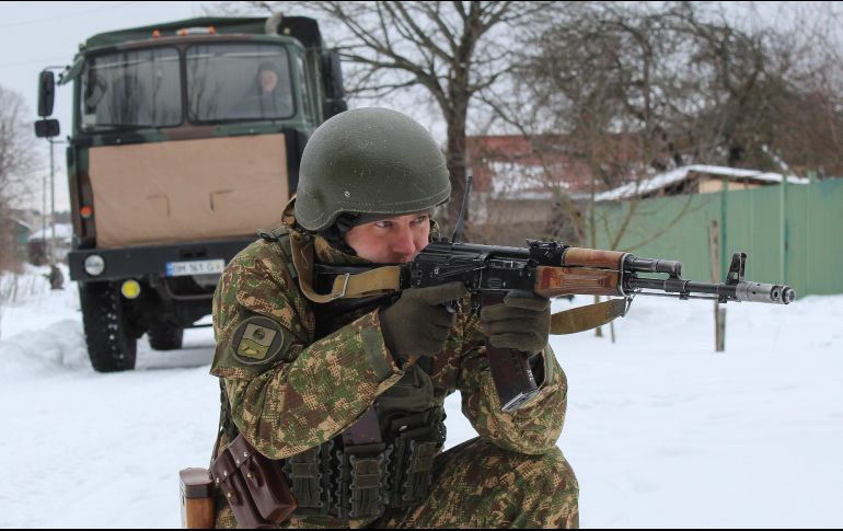 Los ucranianos, listos para la defensa. EFE/O. Yesmanchuk