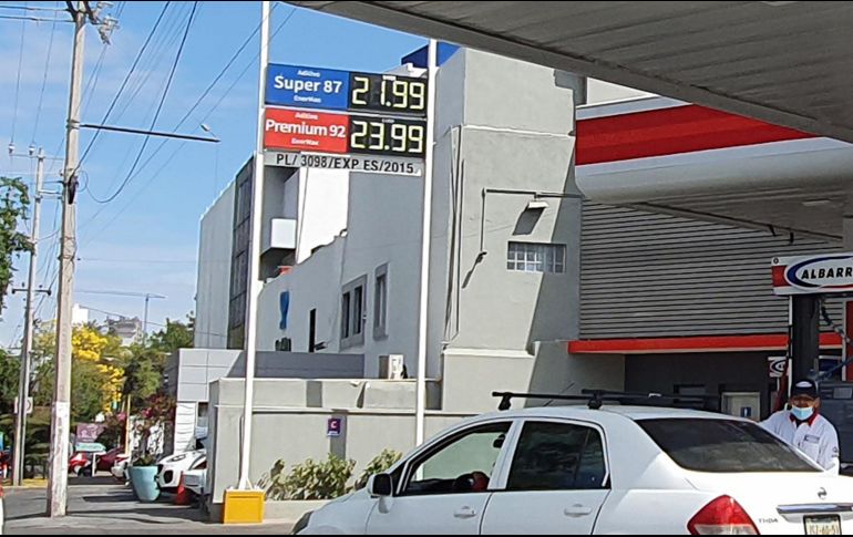 Las gasolineras deciden el precio tomando en cuenta distintas variables, entre ellas los impuestos.. EL INFORMADOR/A. Camacho