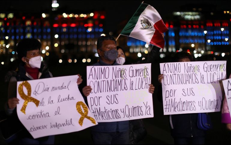 Padres de niños con cáncer afirman que seguirán alzando la voz para exigir a las autoridades que cumplan con el mandato constitucional de otorgar acceso a la salud a todos los mexicanos. EFE / ARCHIVO
