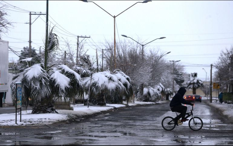 A días del inicio de la primavera se registró la caída de nieve y agua nieve, durante la mañana de este viernes en Ciudad Juárez, Chihuahua. EFE / ARCHIVO