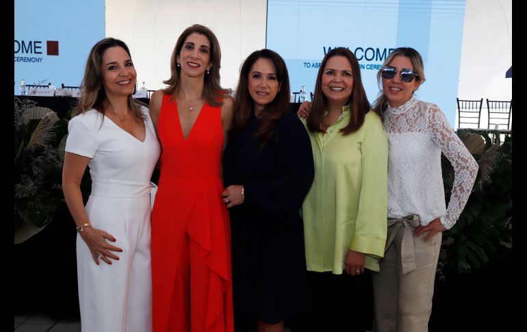 Pavi Alcocer, Nancy Nahum, Angélica de Ríos, Luli Lares y Antonieta García. GENTE BIEN JALISCO/Claudio Jimeno