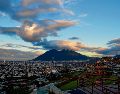Monterrey, con el cerro de la Silla de fondo, una metrópoli siempre vibrante. ESPECIAL