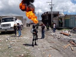 La Dirección de Protección Civil Estatal informó que trabajan en coordinación con Bomberos del Estado, Guardia Nacional, Ejército Mexicano y Pemex. TWITTER / @GN_MEXICO_