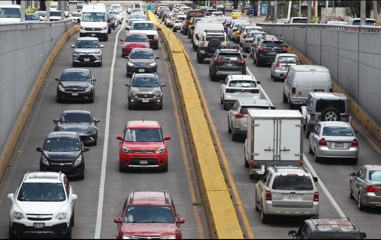 El Área Metropolitana de Guadalajara concentró el 63.6% del parque vehicular estatal, con dos millones 661 mil 363 autos en circulación. EL INFORMADOR/A. Camacho