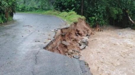 Al menos cinco ríos han salido de su cauce normal y han provocado afectaciones en unas 100 viviendas del sur del estado. Foto: Twitter/ @larazontampico
