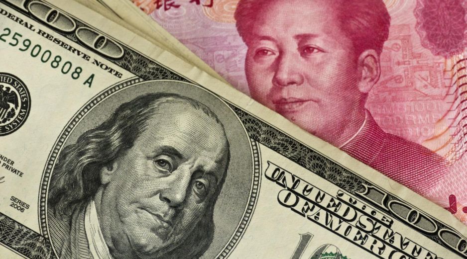 China ha llegado a acuerdos para utilizar el yuan y no el dólar en el comercio con Rusia, Brasil, Arabia Saudita, Argentina y Chile. EFE/Archivo