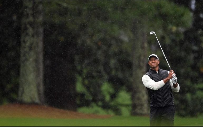 Tiger Woods no tuvo más remedio que abandonar la competencia. AFP/ ARCHIVO