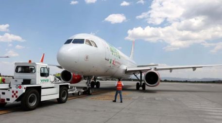 La reforma permitiría abrir el espacio aéreo a las aerolíneas extranjeras, afectando a la aviación privada de Guadalajara y del país. ARCHIVO