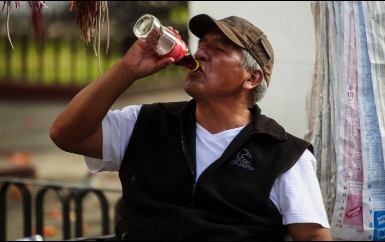Los refrescos forman ya parte esencial de la vida cotidiana de la población mexicana. EL INFORMADOR / ARCHIVO