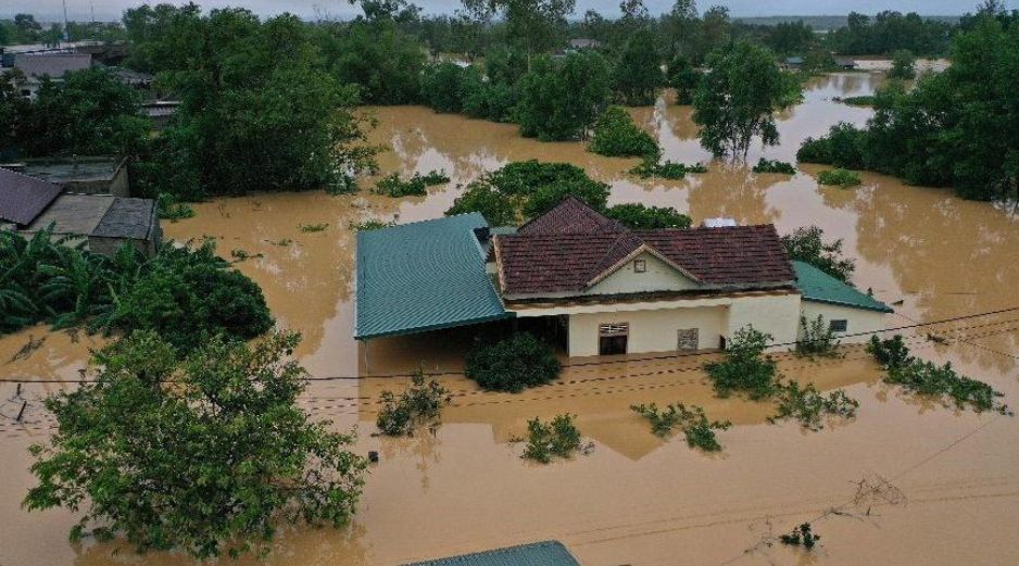 Las precipitaciones causaron deslizamientos de tierra y desbordamiento de ríos, lo que supuso el corte de carreteras y la destrucción de viviendas. EFE/ARCHIVO
