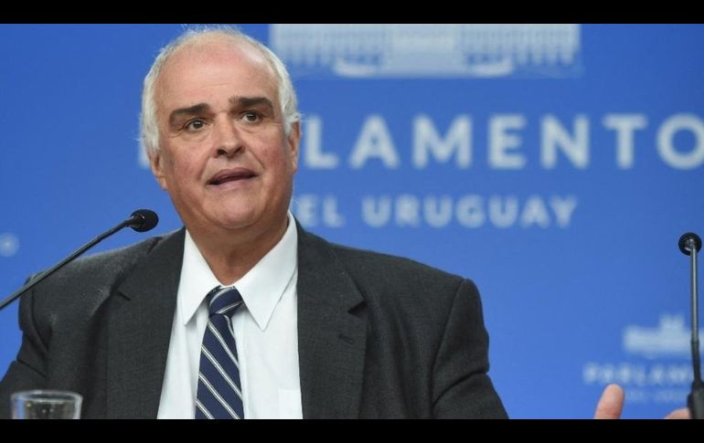Gustavo Penadés pasó de ser una figura clave del gobierno uruguayo en el Senado a enfrentar ocho denuncias de abuso sexual de adolescentes. AFP