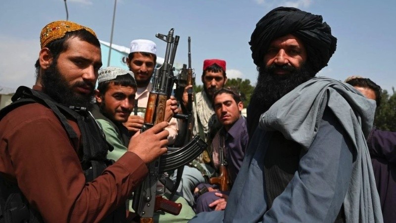 Cientos de miles han huido de Afganistán desde que los talibanes tomaron el poder en agosto de 2021. AFP