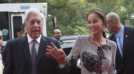 Preysler y Vargas Llosa se conocieron en 1986, cuando la socialité le hizo una entrevista. Durante los años posteriores sostuvieron una amistad y en conjunto con sus familias se les vio juntos en eventos públicos. EFE / ARCHIVO