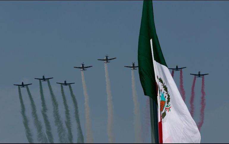 Un grupo de aviones de la Fuerza Aérea Mexicana 