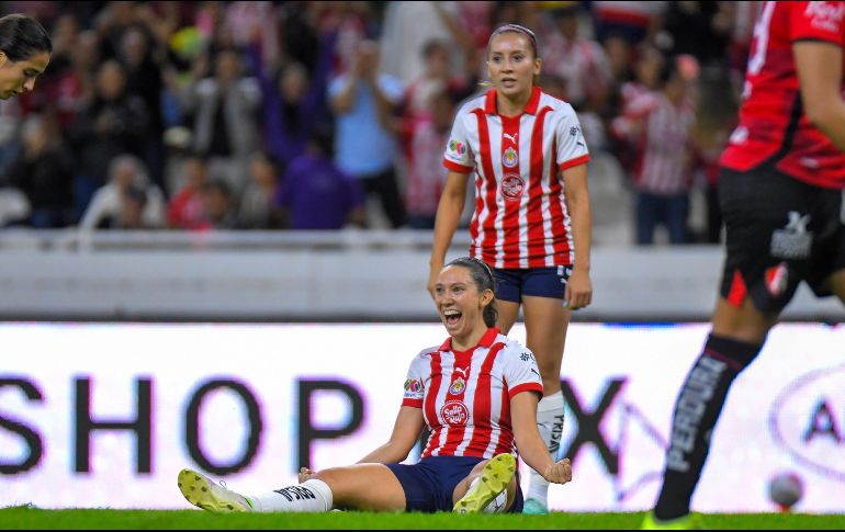 Chivas Femenil vence a Atlas con goles de Adriana Iturbide y Alicia Cervantes. IMAGO7.
