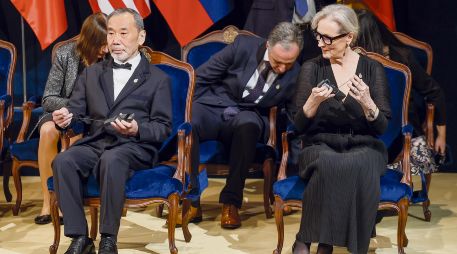 Haruki Murakami y Meryl Streep, presentes en la entrega de los Premios Princesa de Asturias. EFE