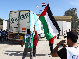 Un convoy de 20 camiones cruzó el puesto de Rafah. EFE