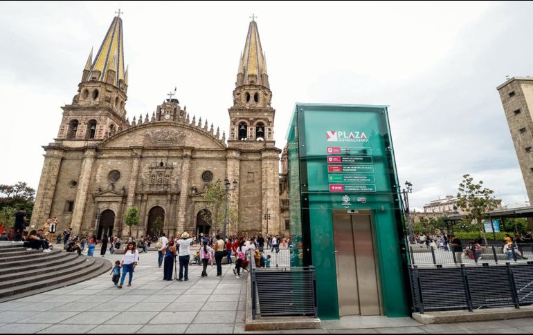 La Plaza Guadalajara se encuentra en la parte subterránea del primer cuadro tapatío, frente a la Catedral Metropolitana. EL INFORMADOR/ H. Figueroa