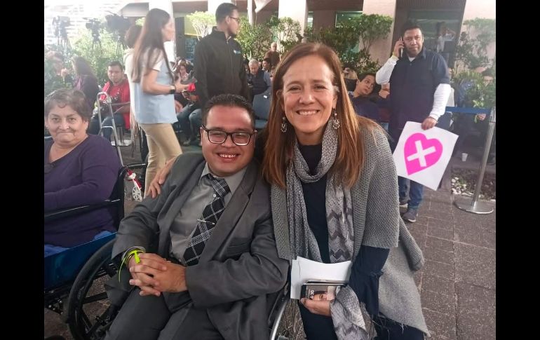El activista por los derechos de las personas con discapacidad y periodista, Erick Brandon. ESPECIAL