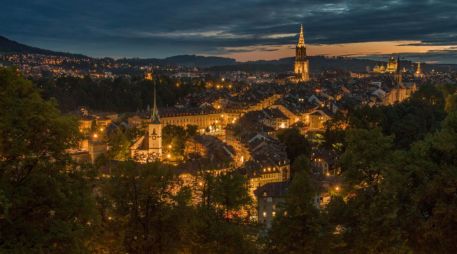 Berna, capital de Suiza, está sopesando un plan piloto para permitir la venta de este estupefaciente de clase A con fines recreativos. Unsplash.