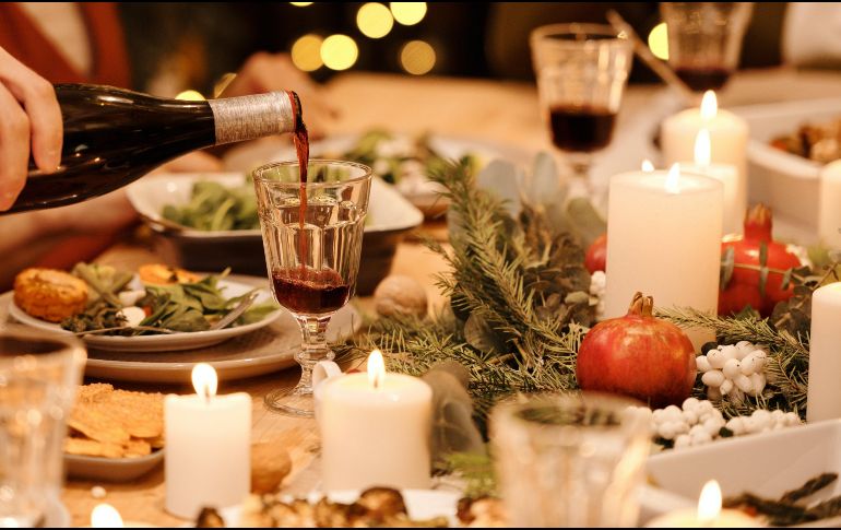 Disfruta tus cenas decembrinas e identifica esos cambios de sabor en el recalentado. ESPECIAL / PEXELS Nicole Michalou