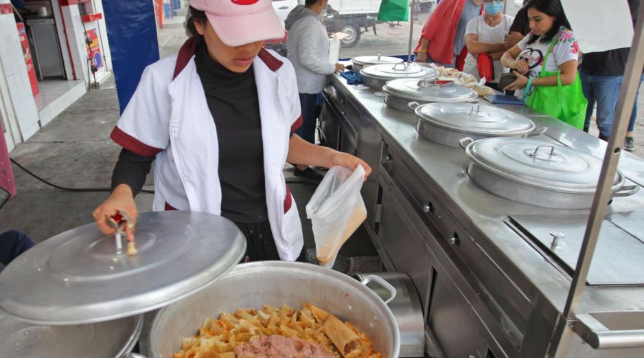 La venta de tamales tiene su temporada alta con el epílogo del maratón Guadalupe-Reyes. EL INFORMADOR/Archivo