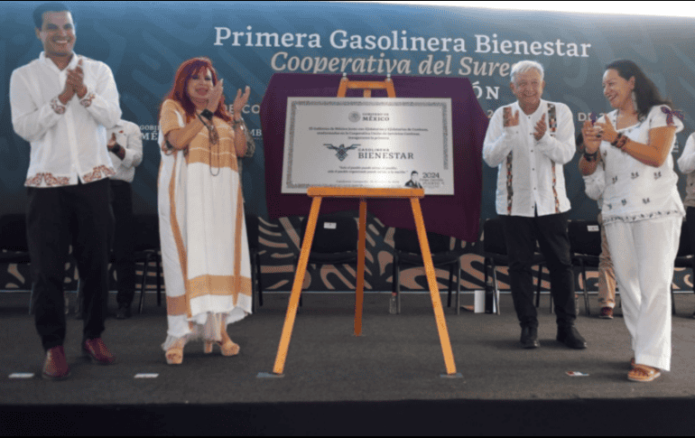 Esta inauguración de la primera Gasolinera Bienestar se da tras la polémica de un supuesto gasolinazo empezando 2024. ESPECIAL