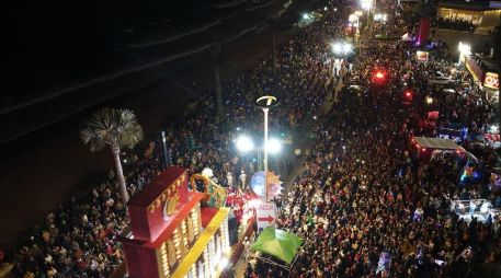 El Carnaval de Mazatlán 2024 obtuvo más de 600 mil visitantes, rompiendo el récord de ediciones anteriores. ESPECIAL / Carnaval de Mazatlán