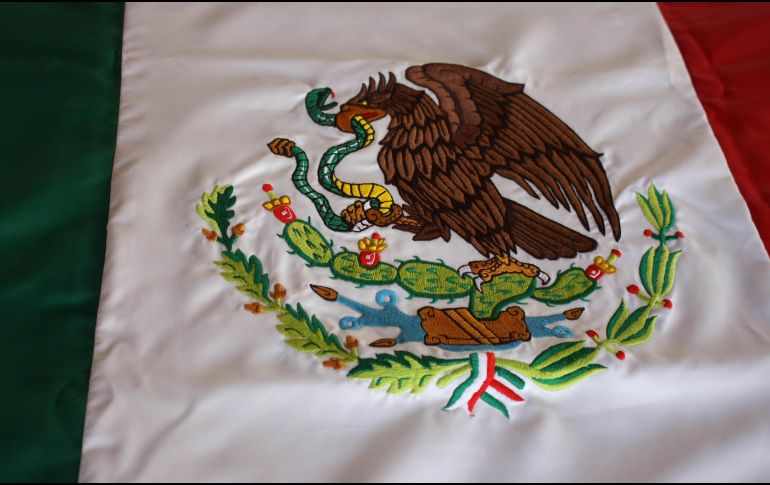 La Bandera, junto al Escudo Nacional y el Himno Mexicano, están protegidos por la ley y no pueden ser alterados o modificados según los propios términos legales. NTX / ARCHIVO