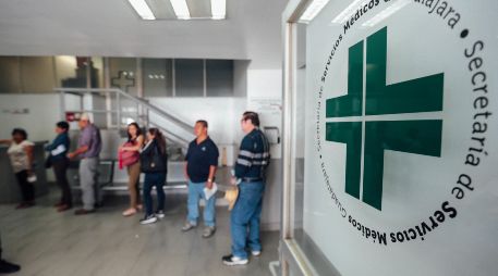 En la Cruz Verde de Tonala, cuatro hombres llevaron a un sujeto que presuntamente falleció en un centro de rehabilitación. EL INFORMADOR/ ARCHIVO.