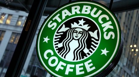 La cadena de cafeterías Starbucks anunció su nueva colección titulada “Cherry Blossom”, la cual hace alusión a la frase “florece la felicidad”,AP/ARCHIVO